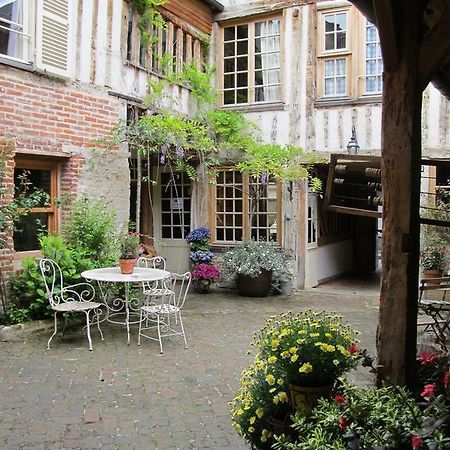 Chambres D'Hotes A L'Ecole Buissonniere Honfleur Exterior foto